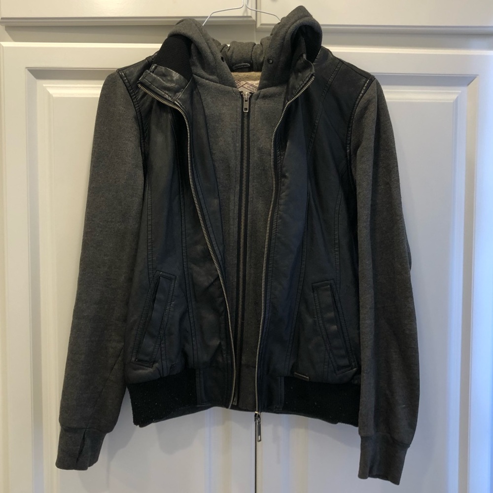 Sweatshirt/Leather Jacket